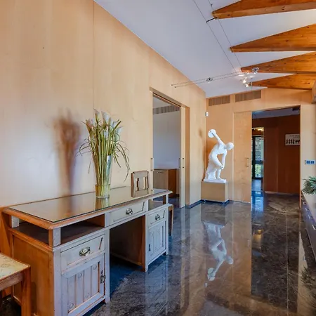 Flateli Palau 2 * Girona
