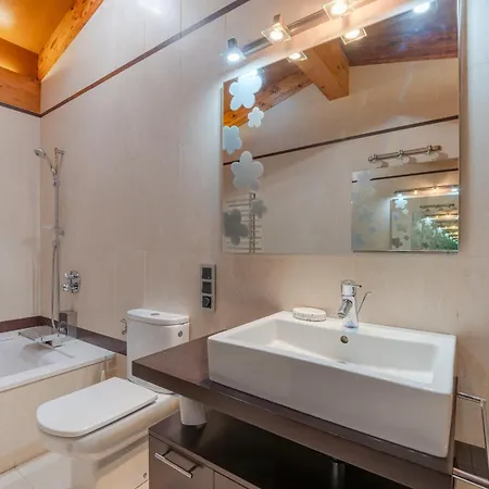 Flateli Palau 2 Girona